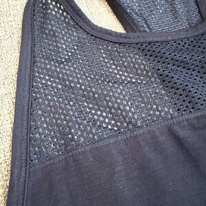 Athleta Size XXS Navy Mesh Racerback Sports Tank like new